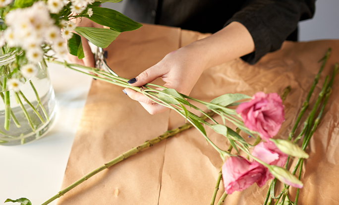 5 Flower Care Secrets to Keep Your Flowers Fresh