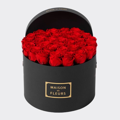Long Life Roses in a Round Box