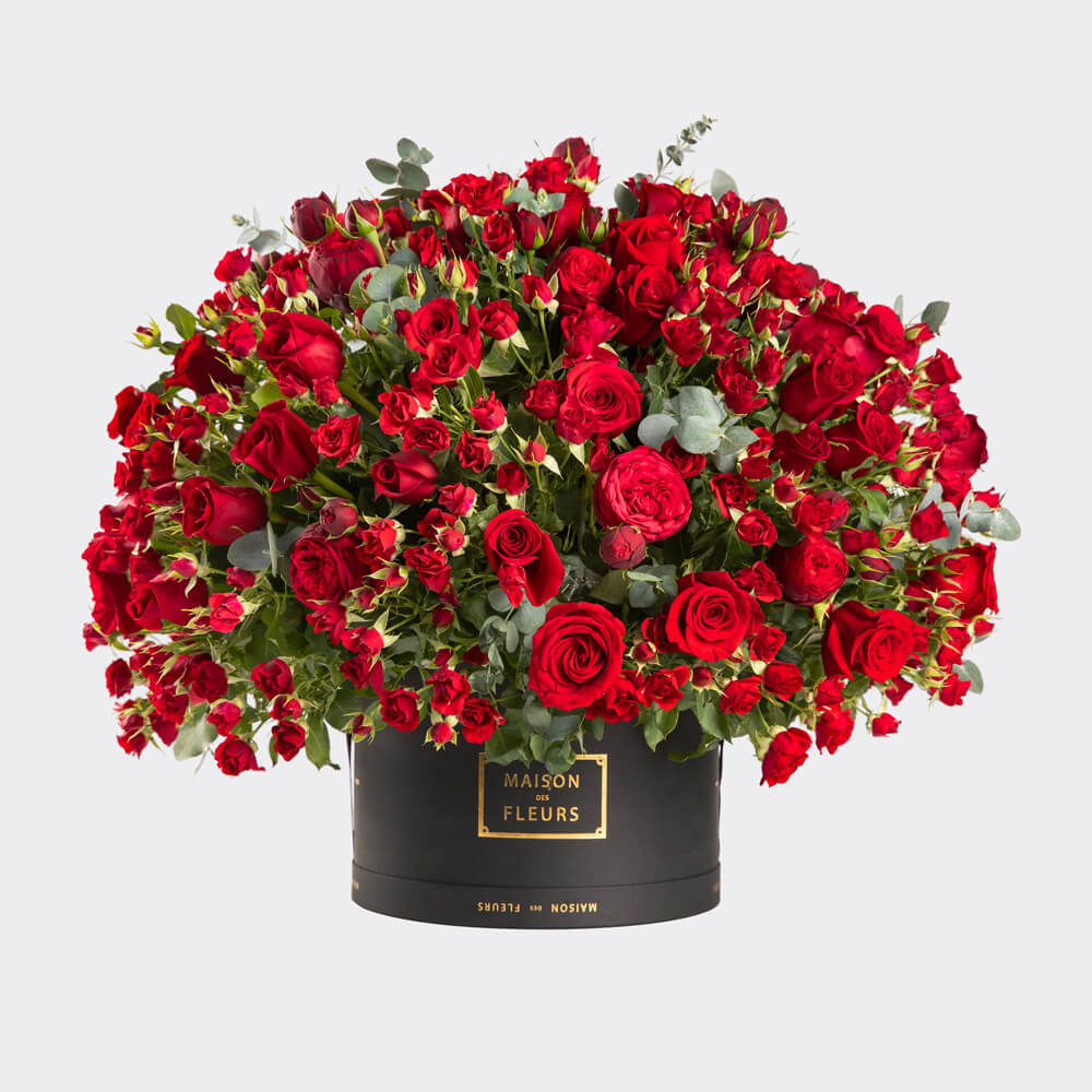 Luxury Roses Bouquet - Maison Des Fleurs